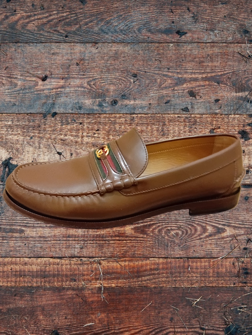 Gucci Tan Leather Loafers with Green and Red Stripe and Gold Hardware